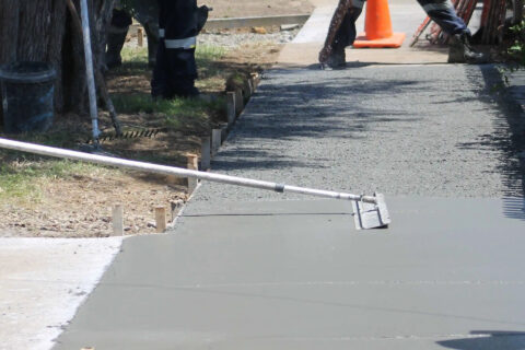 <b>Walkway Paving</b><br>Long Island